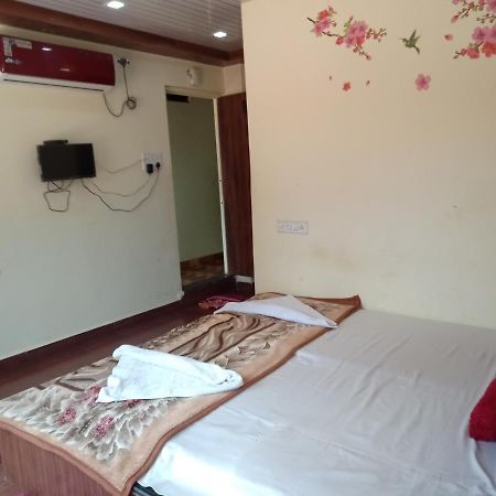 New Natraj Hotel Chikhaldara Exterior photo